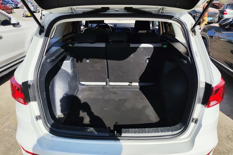 Used Jetta VS7 2022 280TSI Automatic Trend Edition Trunk