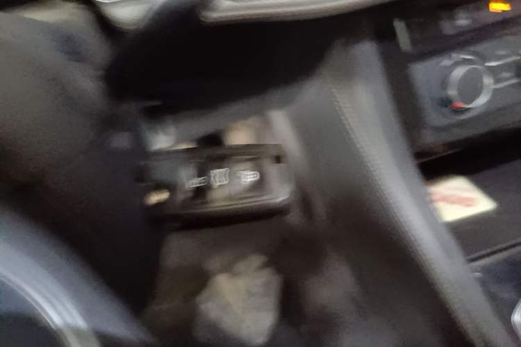 Used Jetta VS7  Vehicle Key
