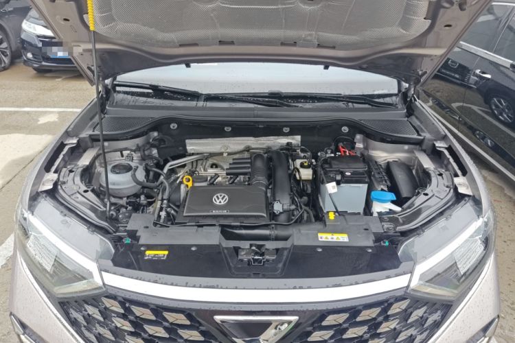 Used Jetta VS7 2022 280TSI Automatic Enjoyment Edition Engine Bay