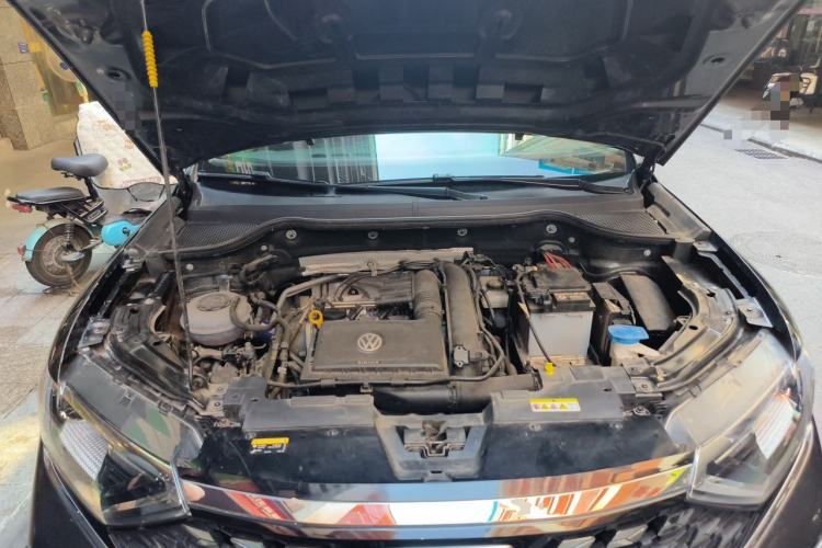 Used Jetta VS7 2023 280TSI Automatic Enjoyment Edition Engine Bay