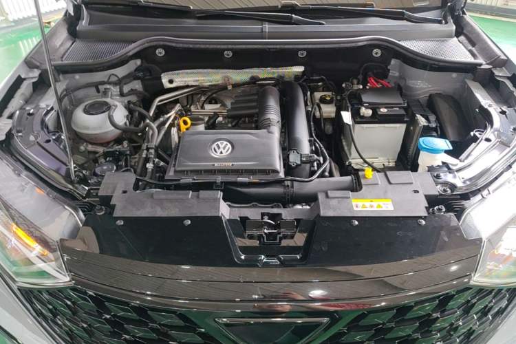 Used Jetta VS7 2023 280TSI ABT Automatic Glory Limited Edition Engine Bay