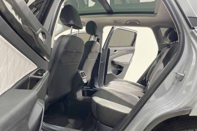 Used Jetta VS7 2023 280TSI Automatic High-Gloss Enjoyment Edition Interior 3