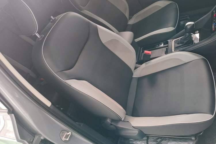 Used Jetta VS7 2023 280TSI ABT Automatic Glory Limited Edition Right Front Seat
