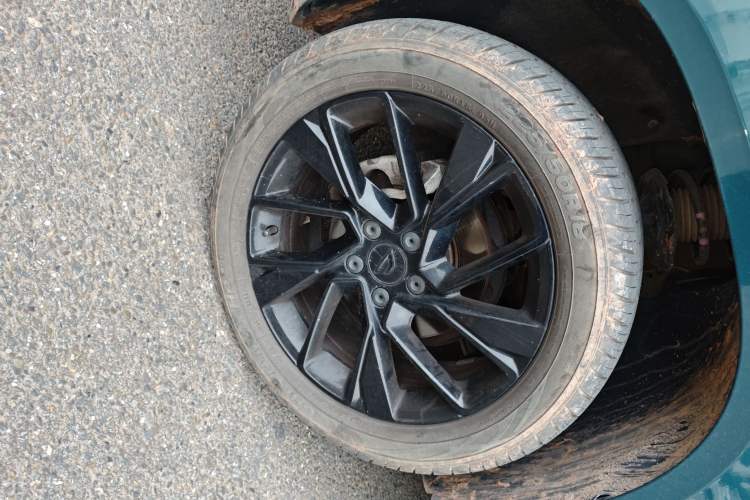Used Jetta VS7 2023 280TSI Automatic High-Gloss Glory Edition Left Front Wheel Hub