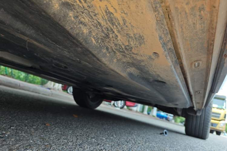 Used Jetta VS7 2023 280TSI Automatic High-Gloss Glory Edition Left Side Sill