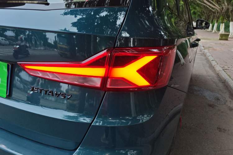 Used Jetta VS7 2023 280TSI Automatic High-Gloss Glory Edition Right Rear Taillight