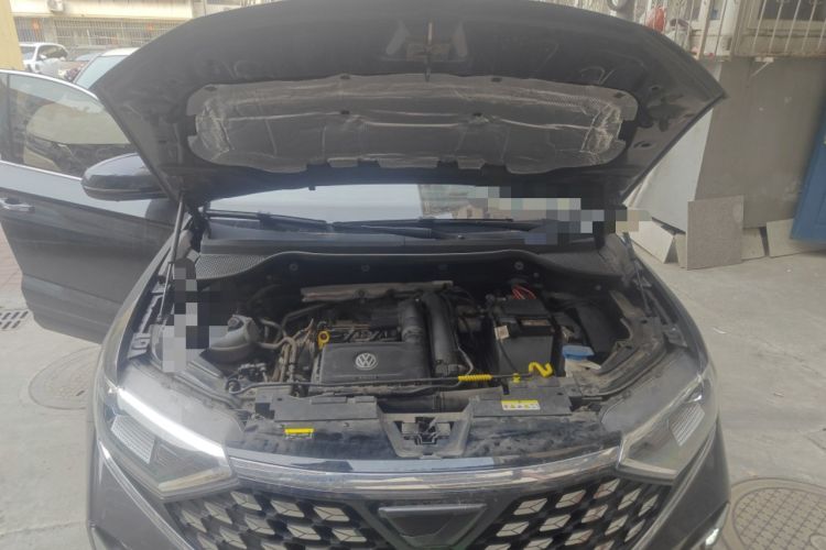 Used Jetta VS7 2023 280TSI Automatic Enjoyment Edition Engine Bay