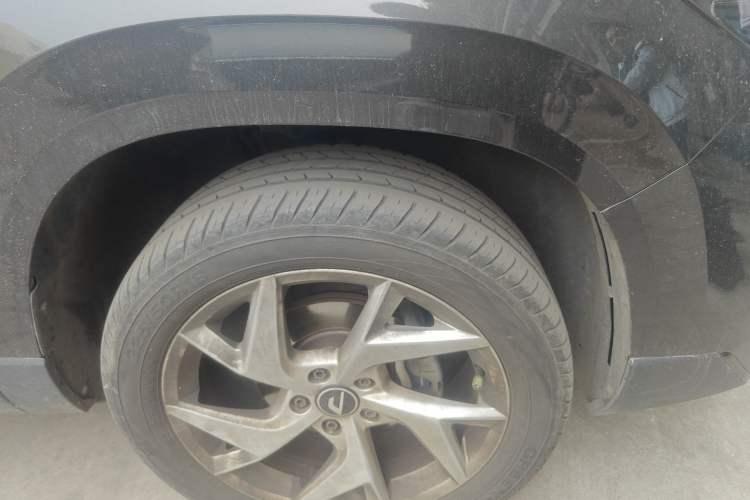 Used Jetta VS7 2023 280TSI Automatic Enjoyment Edition Right Front Wheel Hub
