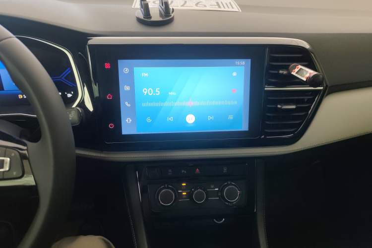 Used Jetta VS7 2023 280TSI Automatic Trend Edition Audio And AC Panel