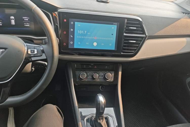 Used Jetta VS7 2023 280TSI Automatic Trend Edition Audio And AC Panel