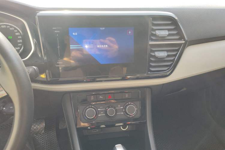 Used Jetta VS7 2023 280TSI Automatic Trend Edition Audio And AC Panel