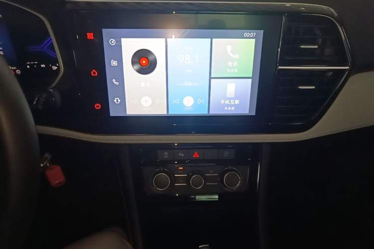Used Jetta VS7 2023 280TSI Automatic Trend Edition Audio And AC Panel