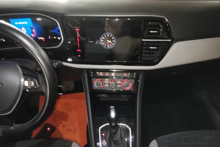 Used Jetta VS7 2023 280TSI Automatic Trend Edition Audio And AC Panel