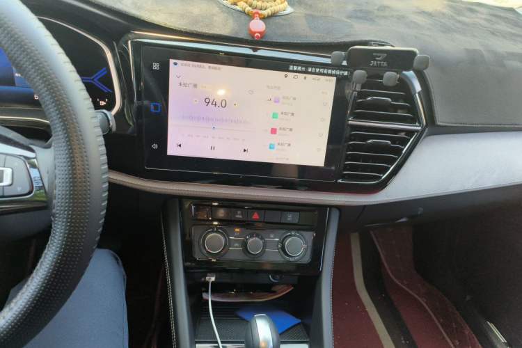 Used Jetta VS7 2023 280TSI Automatic High-Gloss Enjoyment Edition Audio And AC Panel