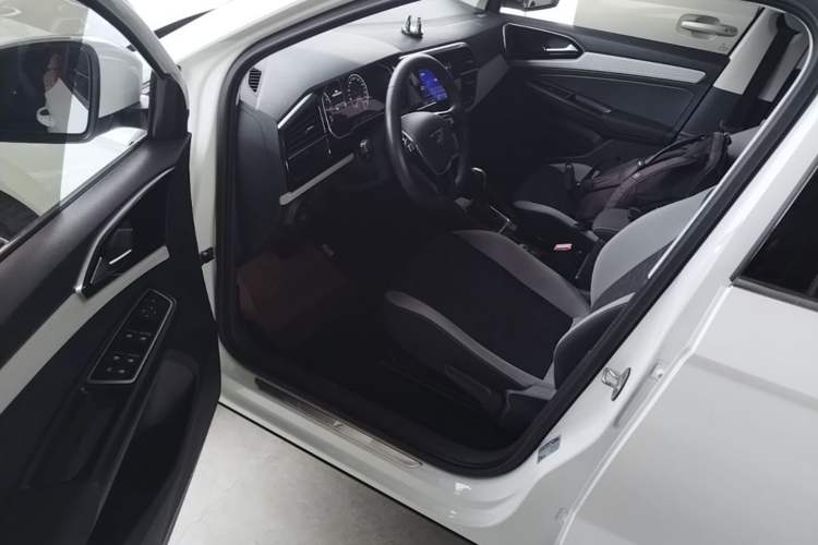 Used Jetta VS7 2023 280TSI Automatic Trend Edition Driver Seat