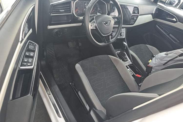 Used Jetta VS7 2023 280TSI Automatic Trend Edition Driver Seat