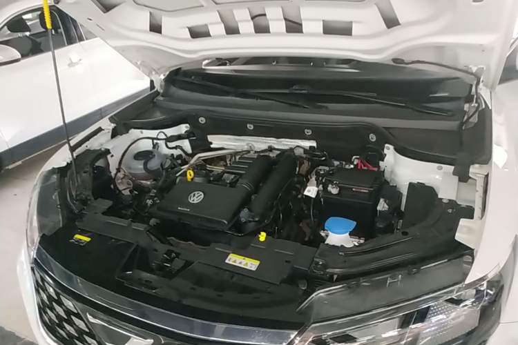 Used Jetta VS7 2023 280TSI Automatic Trend Edition Engine Bay