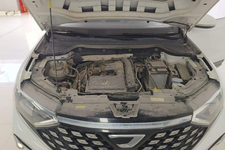 Used Jetta VS7 2023 280TSI Automatic Trend Edition Engine Bay