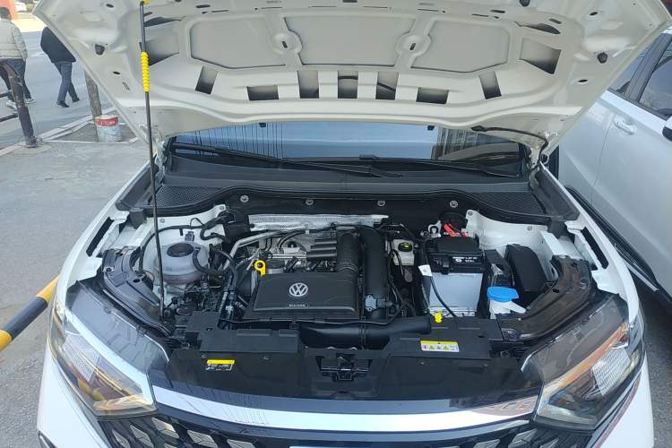 Used Jetta VS7 2023 280TSI Automatic Enjoyment Edition Engine Bay