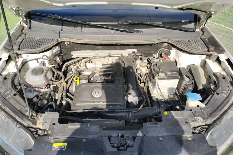 Used Jetta VS7 2023 280TSI Automatic Trend Edition Engine Bay