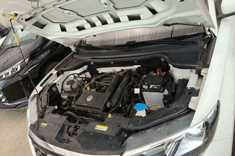 Used Jetta VS7 2023 280TSI Automatic Trend Edition Engine Bay