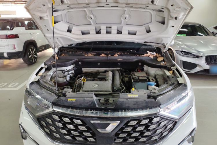 Used Jetta VS7 2023 280TSI Automatic Trend Edition Engine Bay