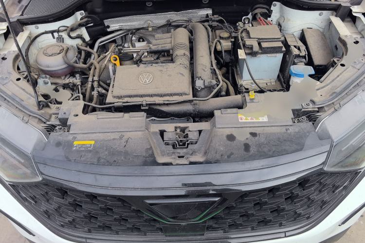 Used Jetta VS7 2023 280TSI Automatic High-Gloss Glory Edition Engine Bay