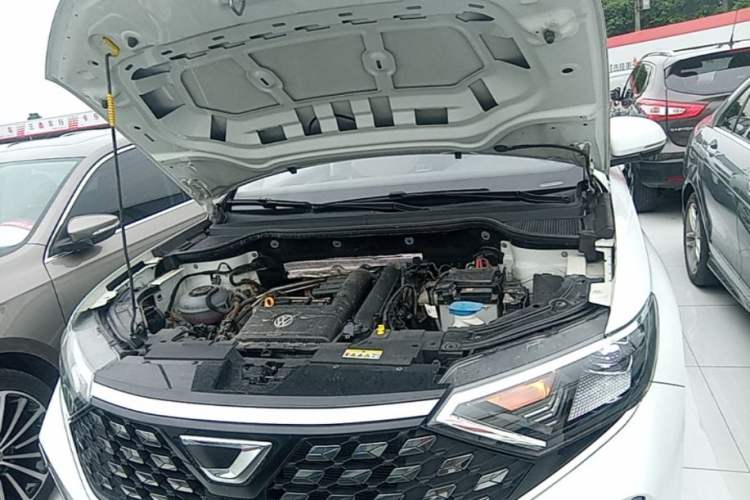 Used Jetta VS7 2023 280TSI Automatic Trend Edition Engine Bay