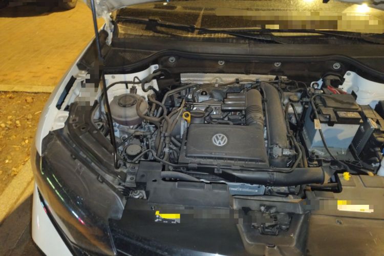 Used Jetta VS7 2023 280TSI Automatic High-Gloss Glory Edition Engine Bay Right