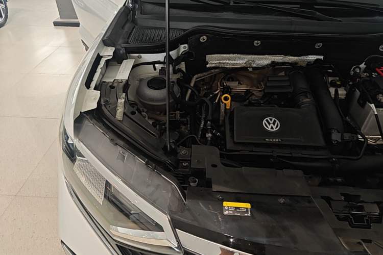 Used Jetta VS7 2023 280TSI Automatic Trend Edition Engine Bay Right