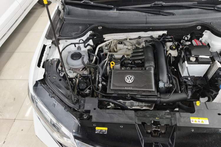 Used Jetta VS7 2023 280TSI Automatic Trend Edition Engine Bay Right