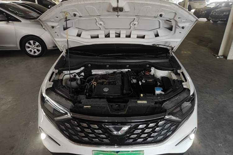 Used Jetta VS7 2023 280TSI Automatic Trend Edition Engine Bay