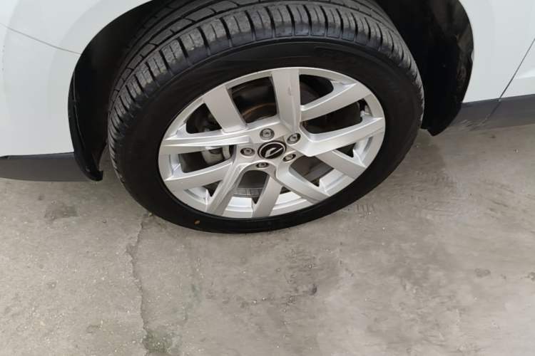 Used Jetta VS7 2023 280TSI Automatic Trend Edition Exterior 4