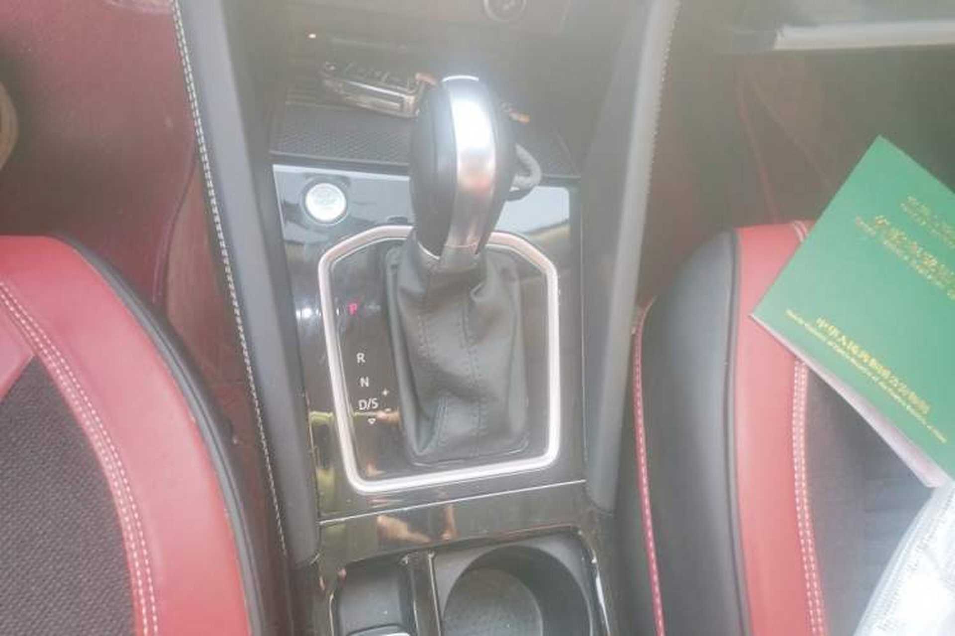 Used Jetta VS7 2023 280TSI Automatic High-Gloss Enjoyment Edition Gear Lever