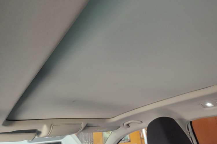 Used Jetta VS7 2023 280TSI Automatic Trend Edition Headliner