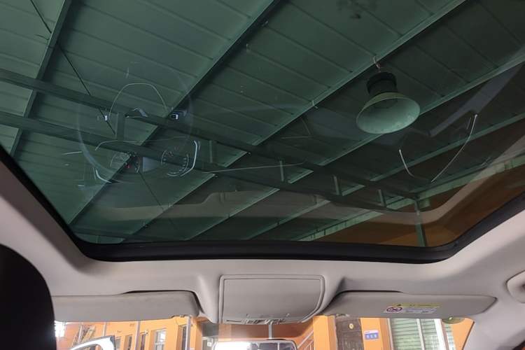 Used Jetta VS7 2023 280TSI Automatic Trend Edition Headliner