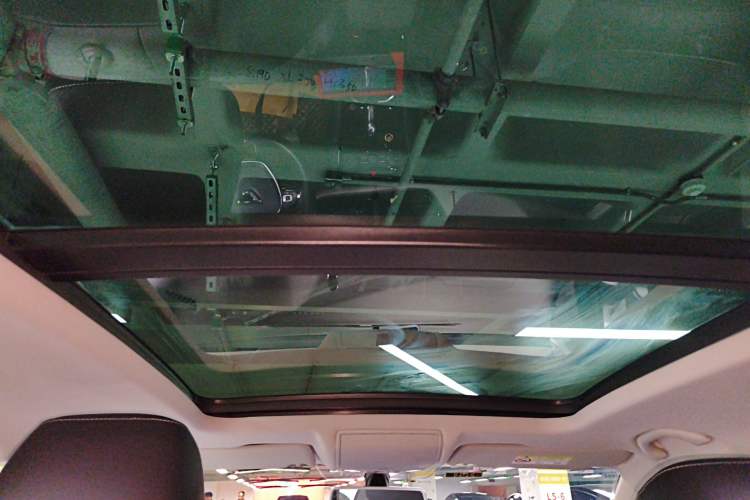 Used Jetta VS7 2023 280TSI Automatic Enjoyment Edition Headliner