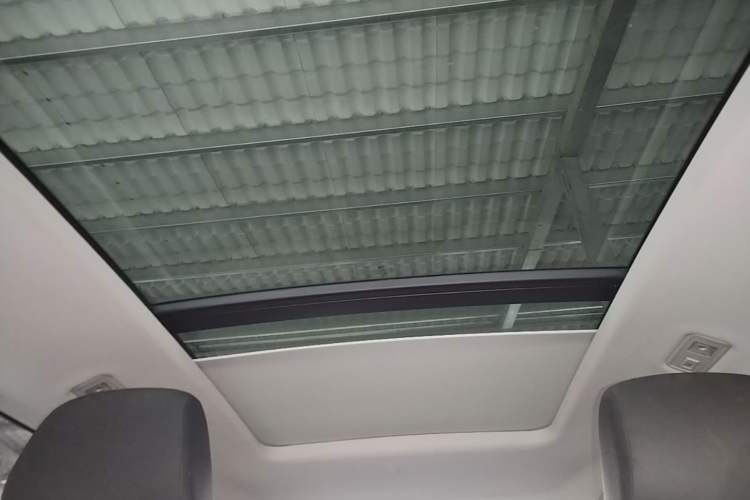 Used Jetta VS7 2023 280TSI Automatic Trend Edition Headliner