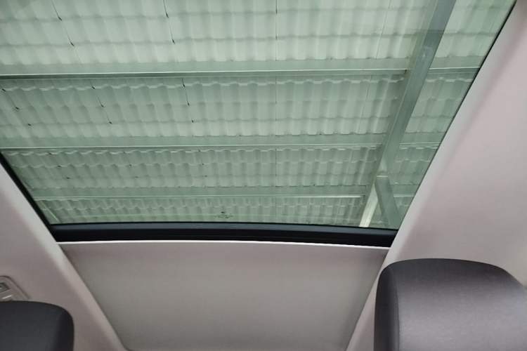 Used Jetta VS7 2023 280TSI Automatic Trend Edition Headliner