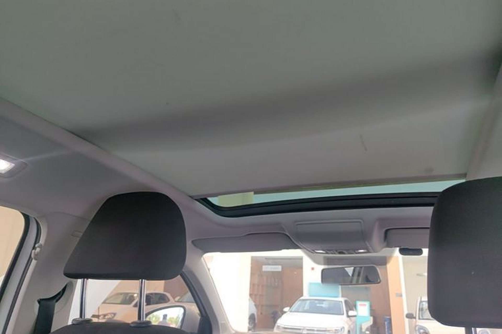 Used Jetta VS7 2023 280TSI Automatic Trend Edition Headliner