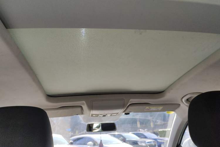Used Jetta VS7 2023 280TSI Automatic Trend Edition Headliner