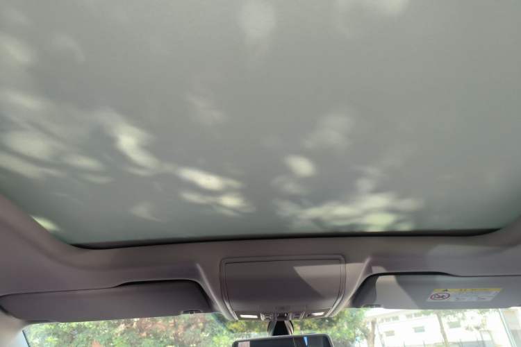 Used Jetta VS7 2023 280TSI Automatic High-Gloss Enjoyment Edition Headliner