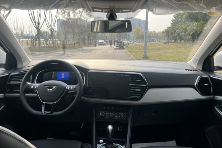 Used Jetta VS7 2023 280TSI Automatic Enjoyment Edition Interior 2
