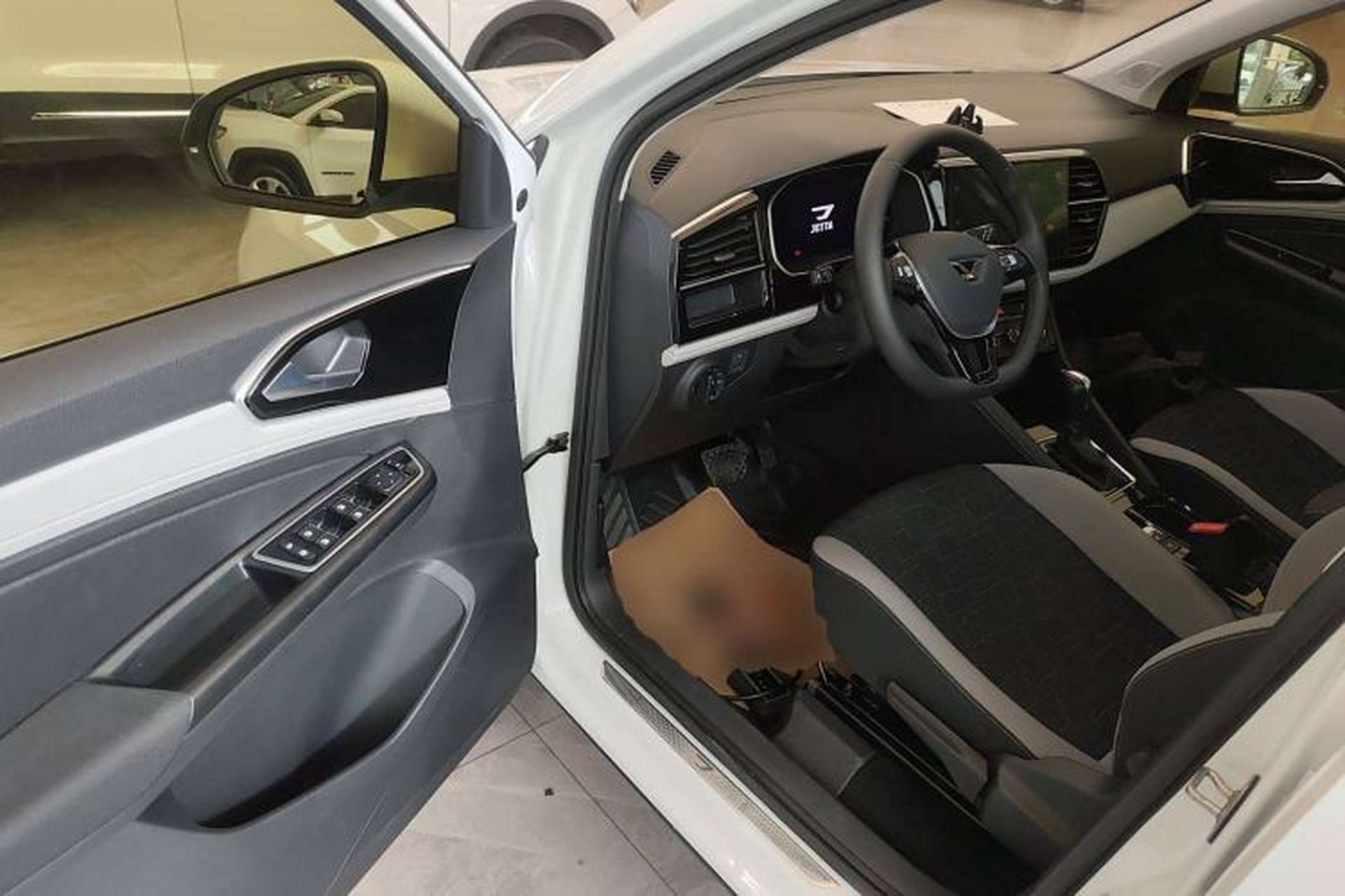 Used Jetta VS7 2023 280TSI Automatic Trend Edition Interior 3