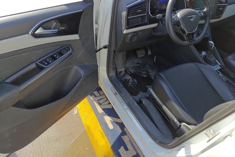 Used Jetta VS7 2023 280TSI Automatic Trend Edition Interior 3
