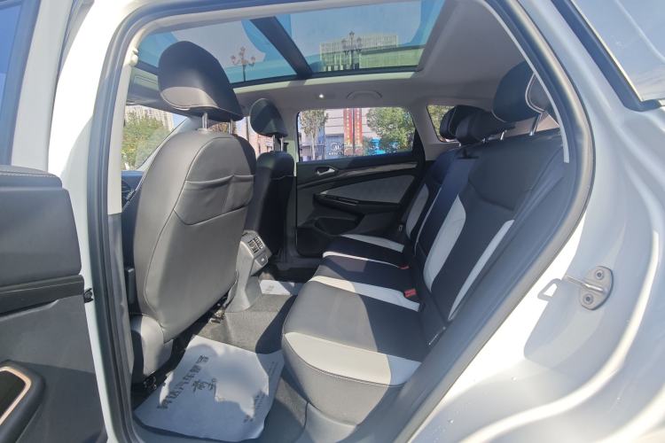 Used Jetta VS7 2023 280TSI Automatic High-Gloss Enjoyment Edition Interior 3