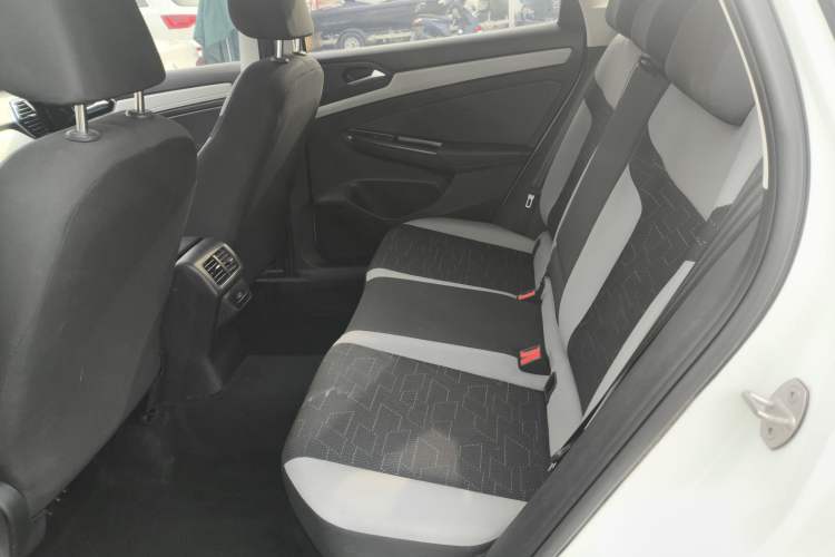 Used Jetta VS7 2023 280TSI Automatic Trend Edition Interior 4