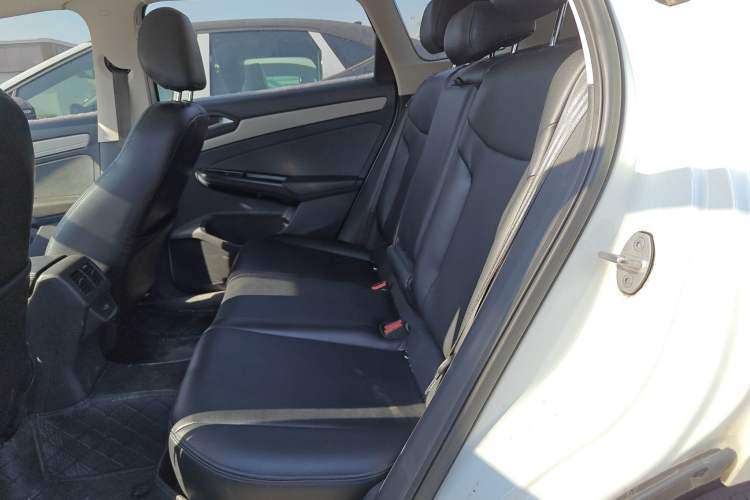 Used Jetta VS7 2023 280TSI Automatic Trend Edition Interior 4