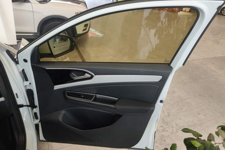 Used Jetta VS7 2023 280TSI Automatic Trend Edition Interior 5