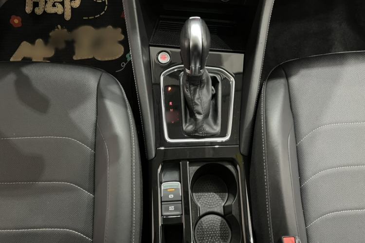 Used Jetta VS7 2023 280TSI Automatic Enjoyment Edition Interior 5